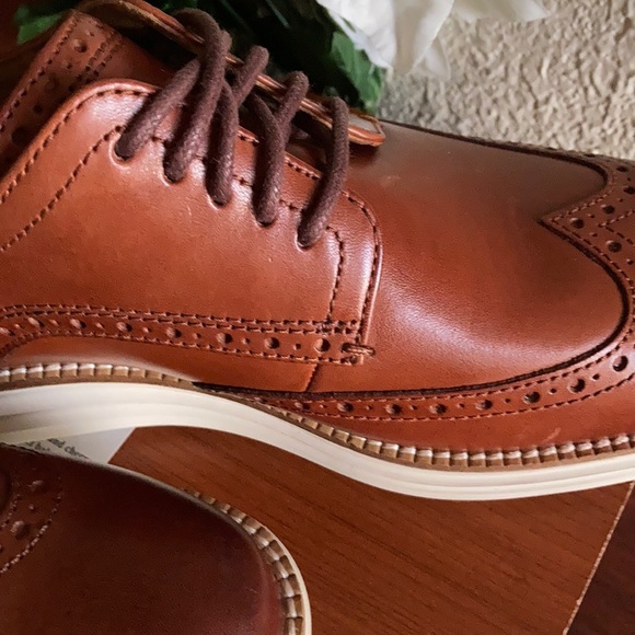 Men’s Shoes/COLE HAAN - Picture 7 of 13